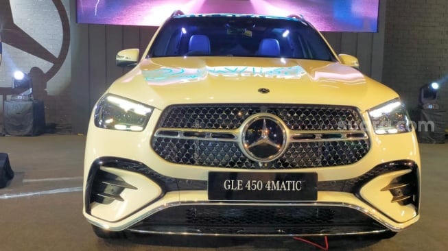 PT Mercedes-Benz Distribution Indonesia Luncurkan The 7 Stars, Ini adalah adalah Daftar Lengkap Banderol Letak ke-7 Barang Andalannya